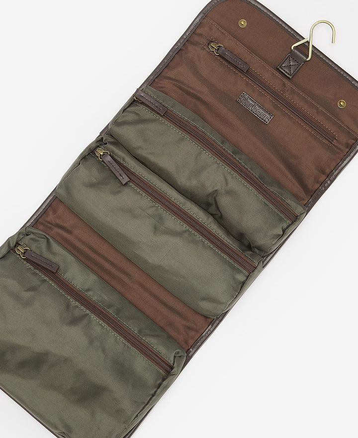 Barbour -  Hanging Washbag Olive