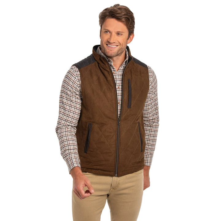 Madison Creek Outfitters - High Point Reversible Vest Black & Brown